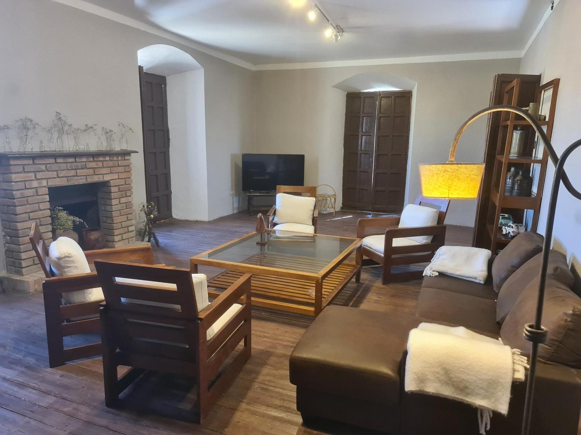 Casa Rural Palacio Conde De Aldana Con Piscina Entre Encinares Y Dehesas Terradillos Extérieur photo